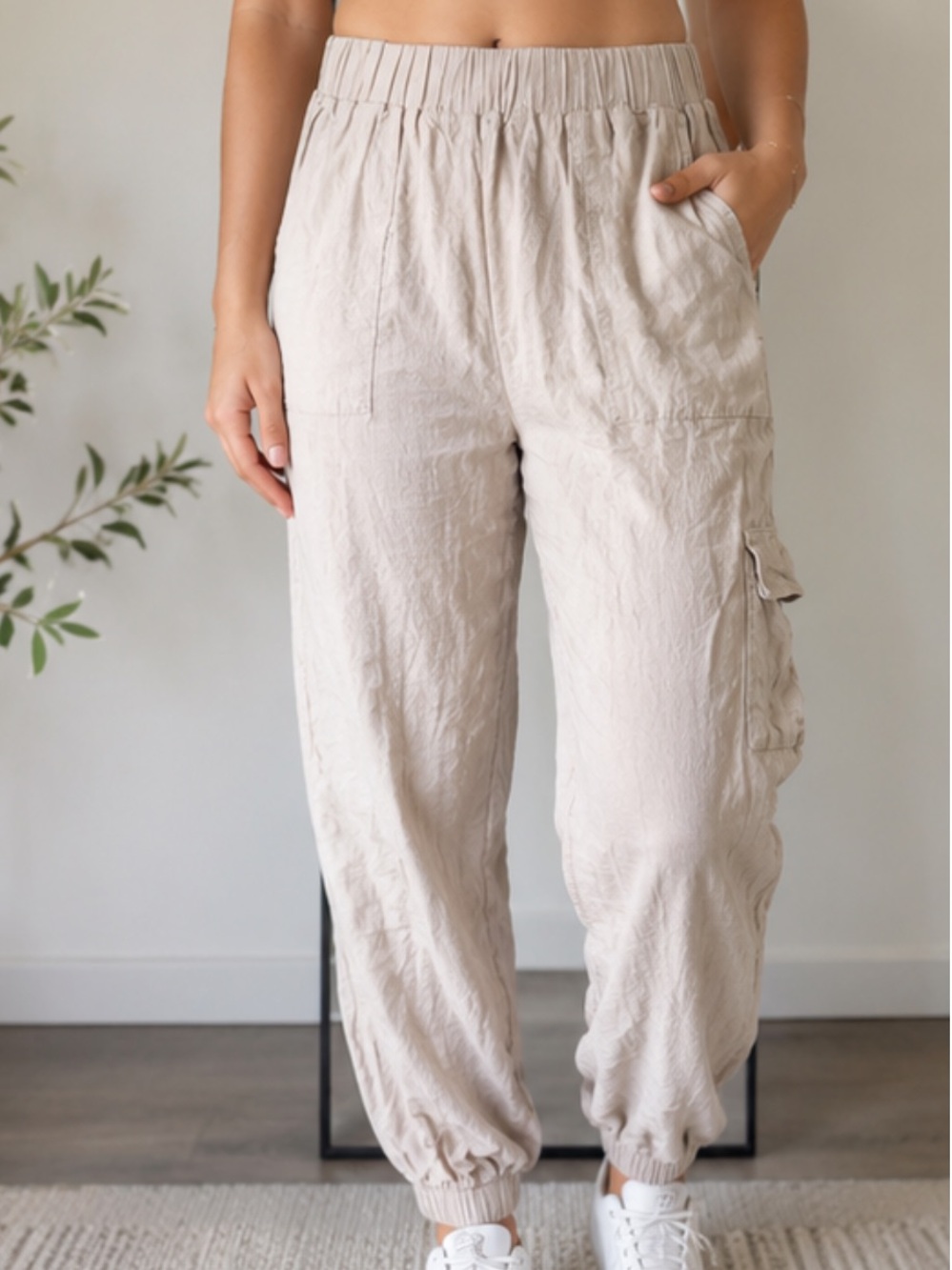 Casual Elastic-Waist Jogger Pants in Light Beige